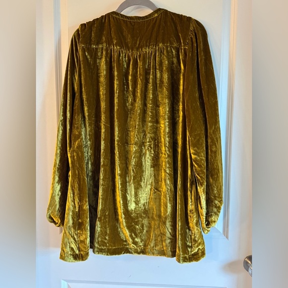 Anthropologie Gold Velvet Blouse - Picture 12 of 13